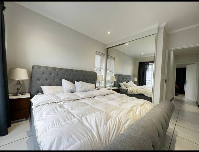 2 BEDROOM APARTMENT FOR SALE IN FOURWAYS